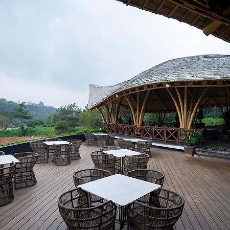 Timbertales Luxury Resort Coorg Мадикери Экстерьер фото