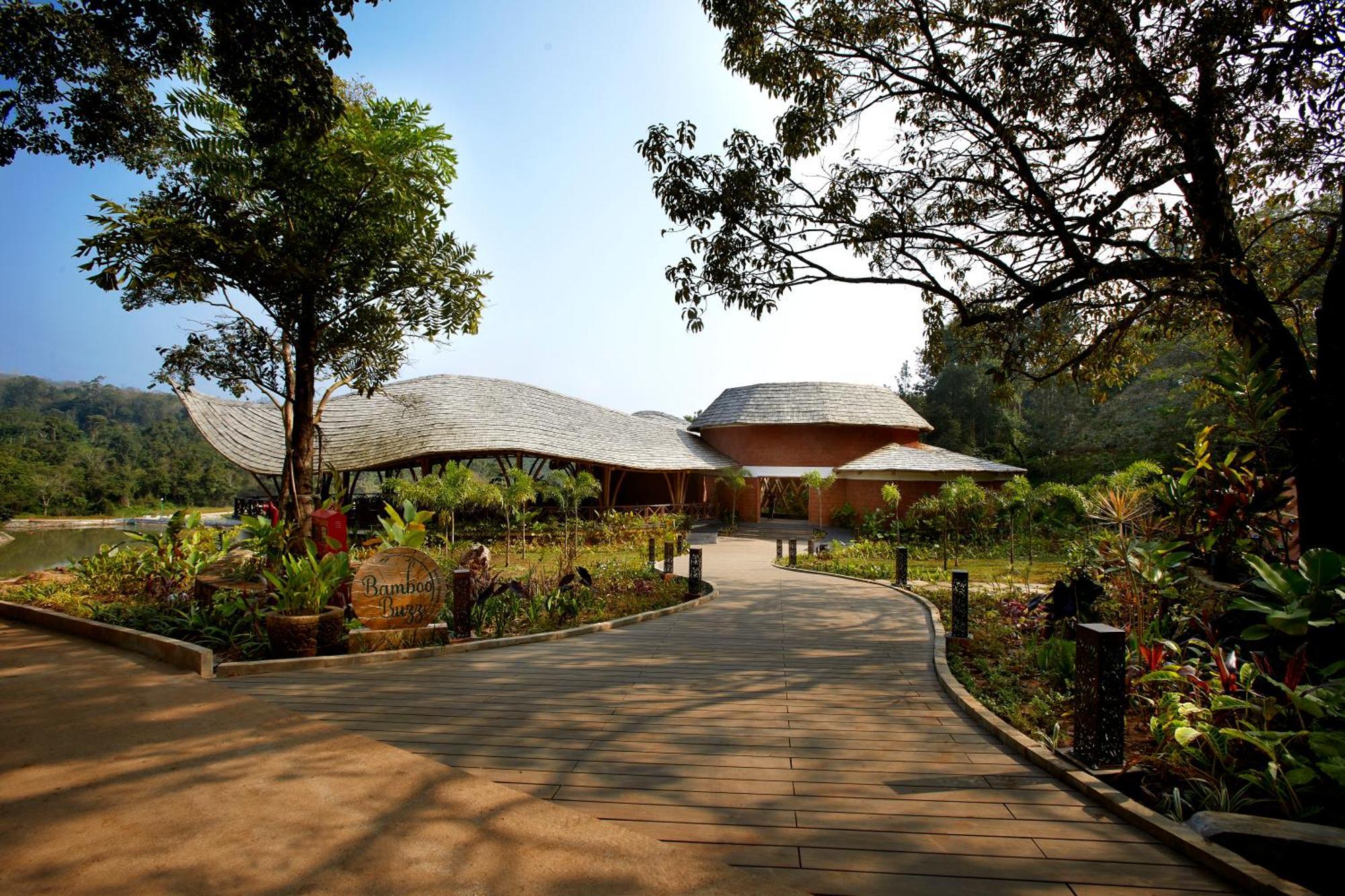 Timbertales Luxury Resort Coorg Мадикери Экстерьер фото